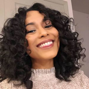 Meet your Posher, Zena